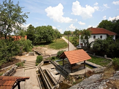 Врело у Илину